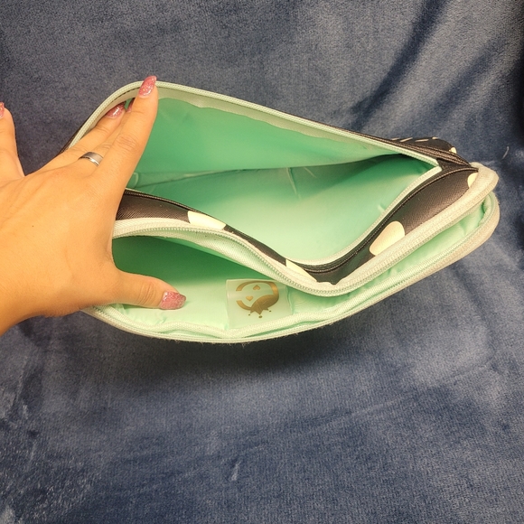 Laptop Case - Picture 3 of 5